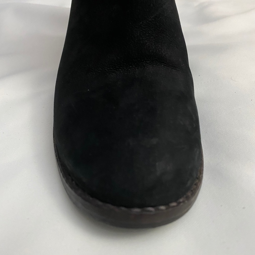 Size 8 Steve Madden Booties - image 7